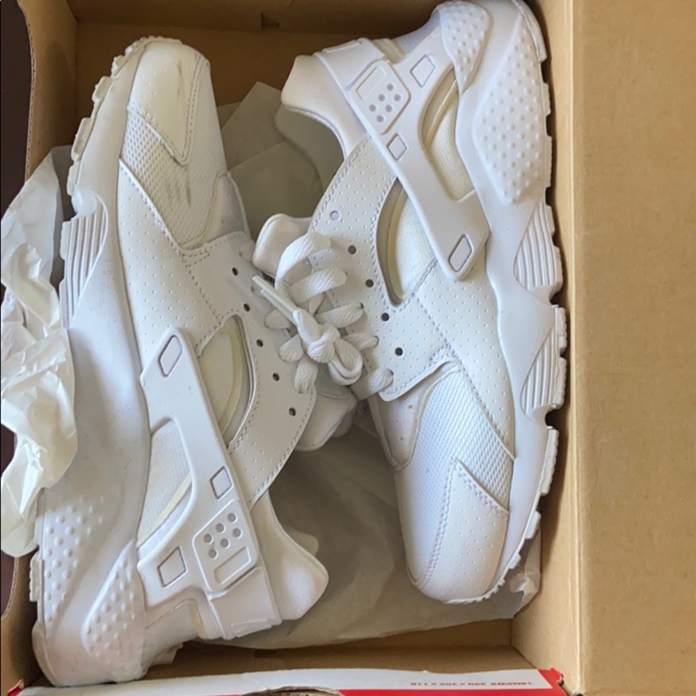 Nike Huraches, scuff mark shown,good condition